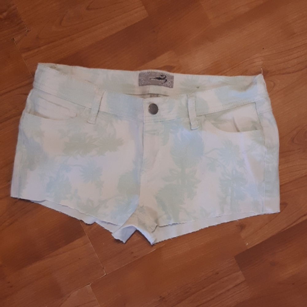 Womend RUE 21 Cutoff Shorts flower print B28
